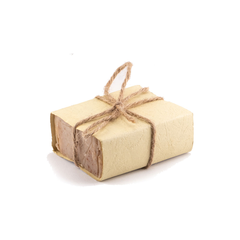 Săpun natural cu argilă argilă verde și ulei esențial de brad